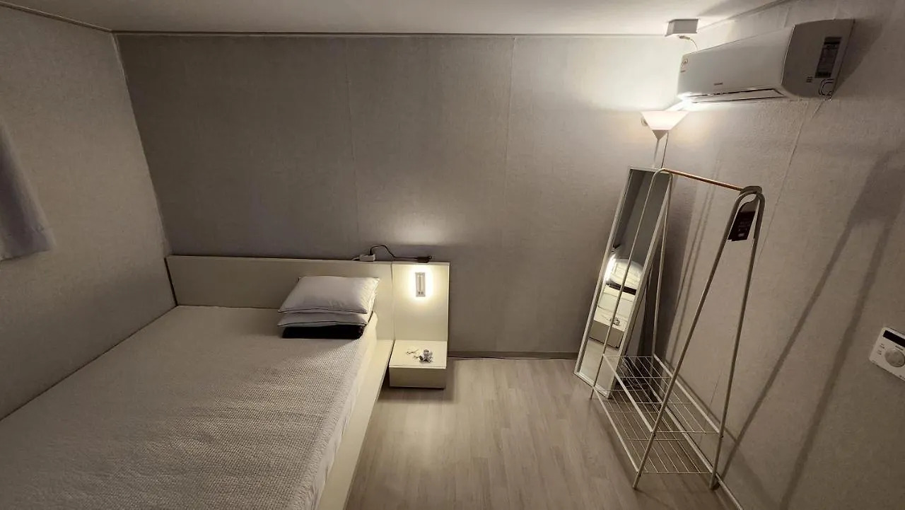 Middle Option Two-Room, Exclusive Use, Public Transportation 4 Minutes Away Seoul 0*,  Sydkorea