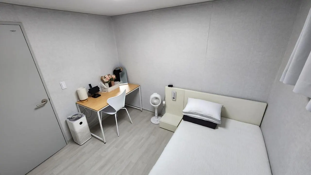 Villa Middle Option Two-Room, Exclusive Use, Public Transportation 4 Minutes Away Seoul