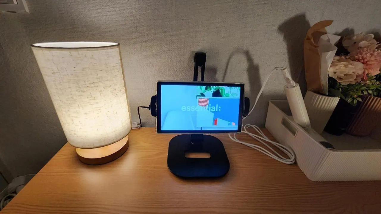 Middle Option Two-Room, Exclusive Use, Public Transportation 4 Minutes Away Seoul Villa